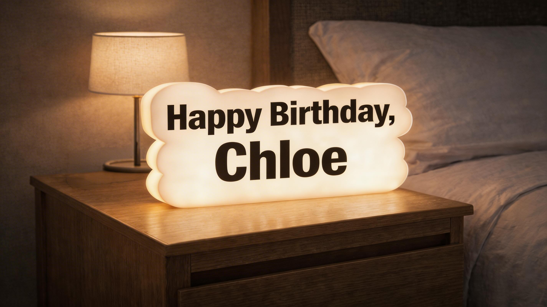 生日禮物送什麼更有儀式感？客製化發光燈箱靈感分享